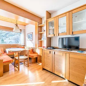 https://mansarda-civetta.hotelinveneto.com